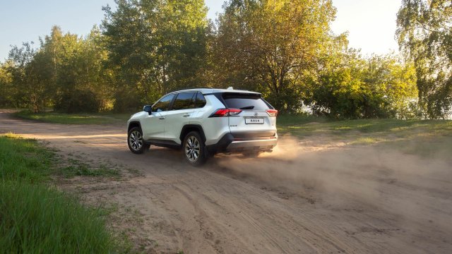 Toyota RAV4 4