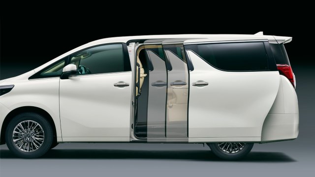 Toyota Alphard 3