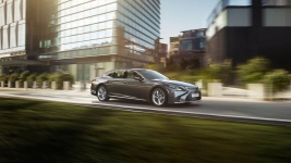 LEXUS LS 8