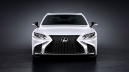 LEXUS LS 5