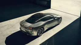 LEXUS LC 5