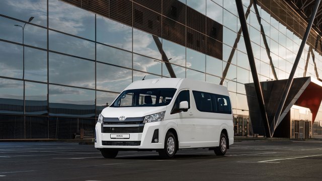 Toyota Hiace 4