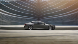 LEXUS LS 14